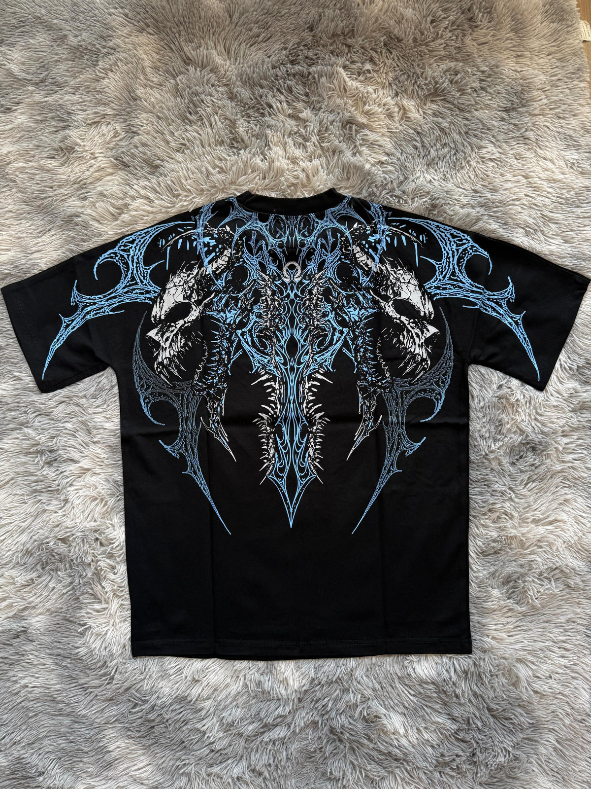 BREATHEDIVINITY Oversize Tee — Modelo 03