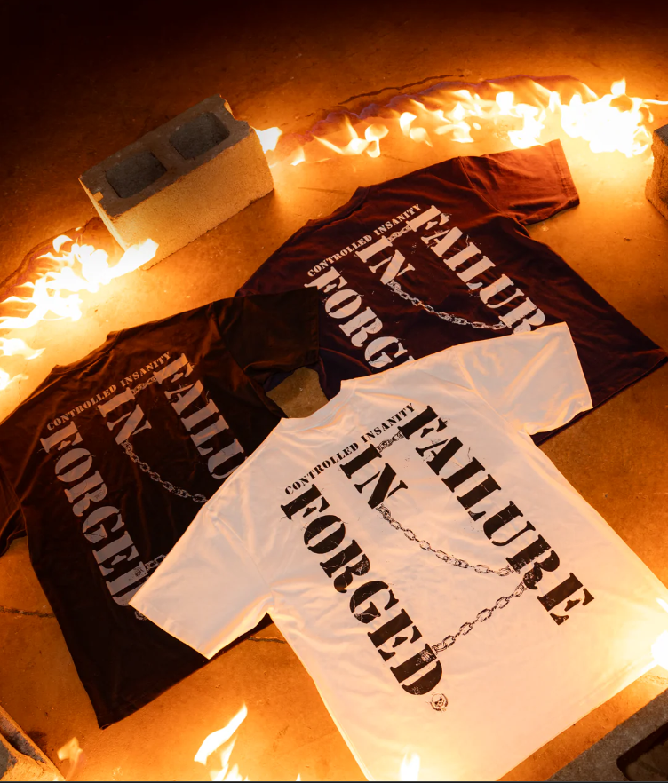 FiF Chained Tee